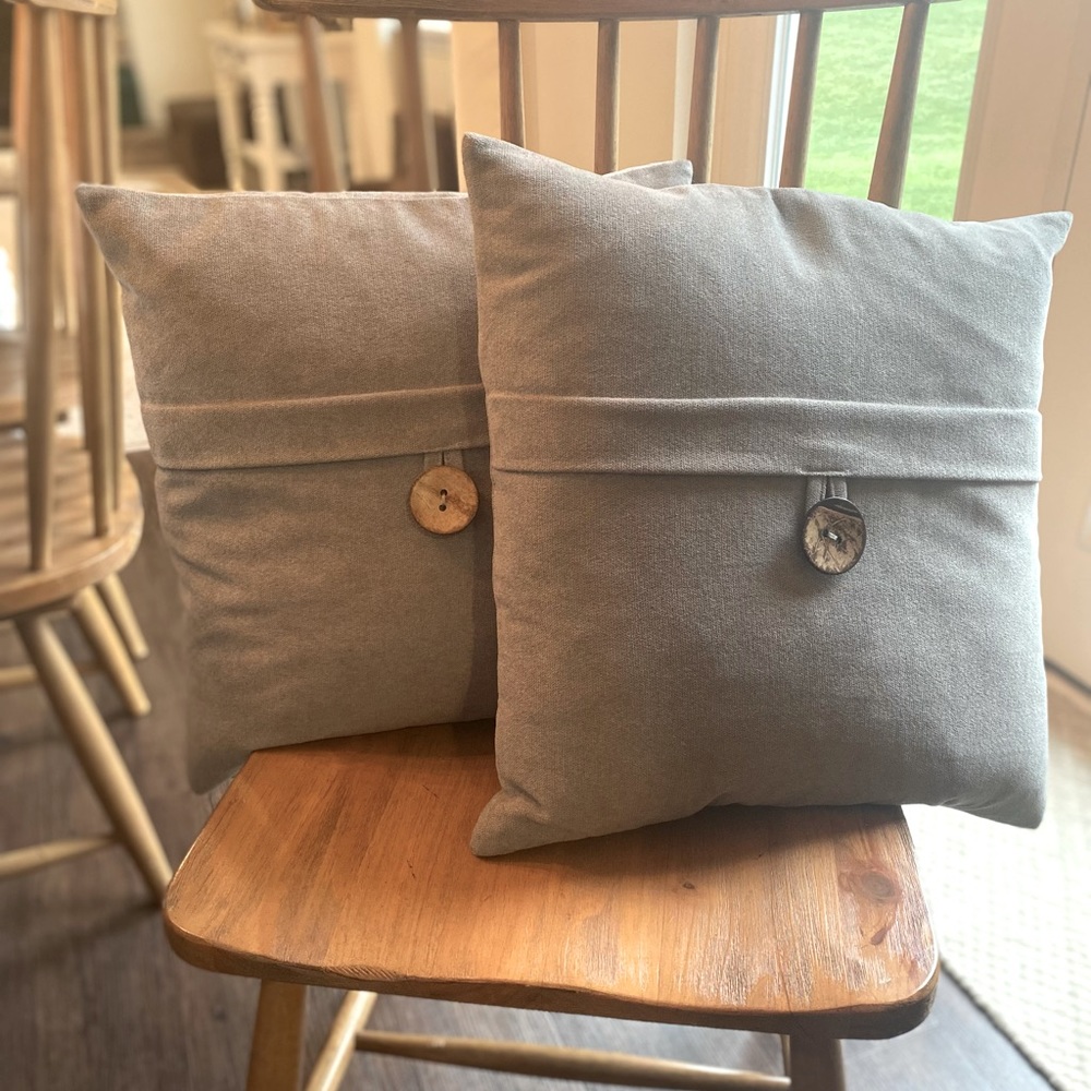 Throw Accent Pillows